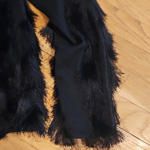 Ann Taylor Black Faux Fur Blouse - Picture 4 of 8
